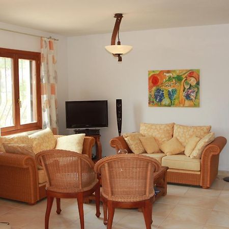Chrisuli - Well Furnished Villa With Panoramic Views In Moraira Room photo